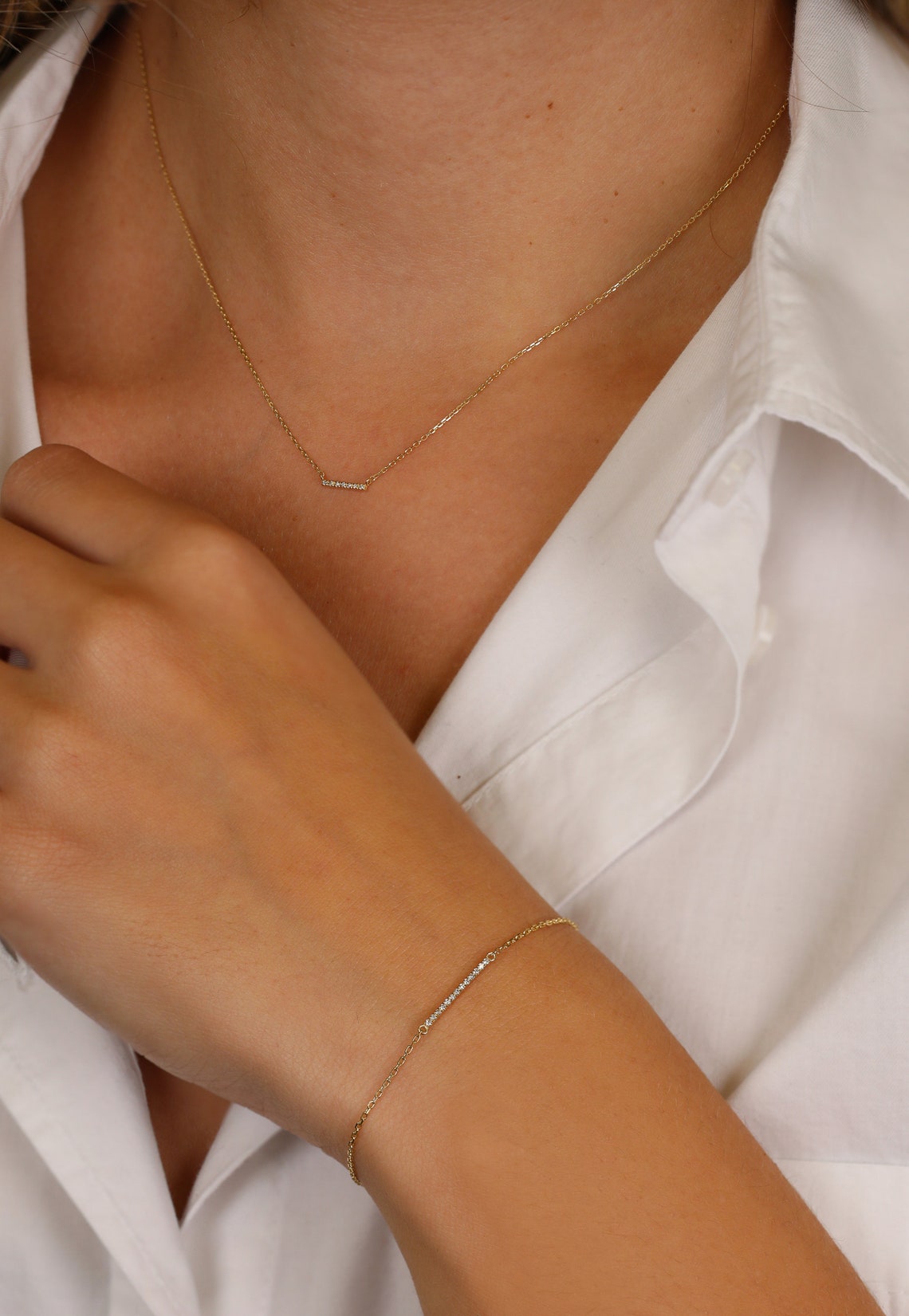 Collar Linea Diamantes 14K, 0.02 CT