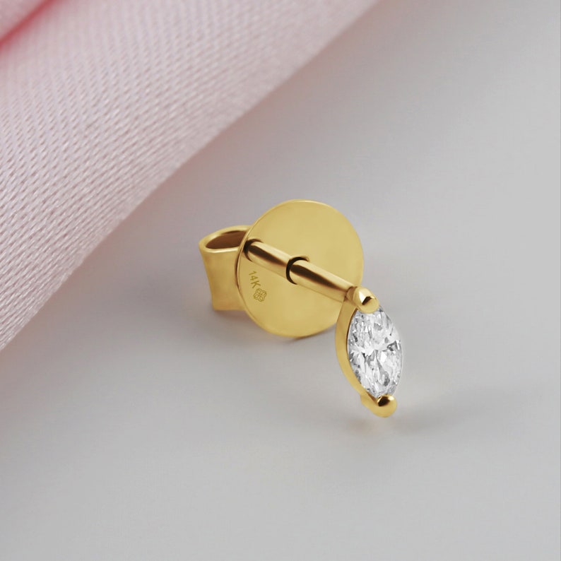 Studs Gota diamantes 14k, 0.12 CT