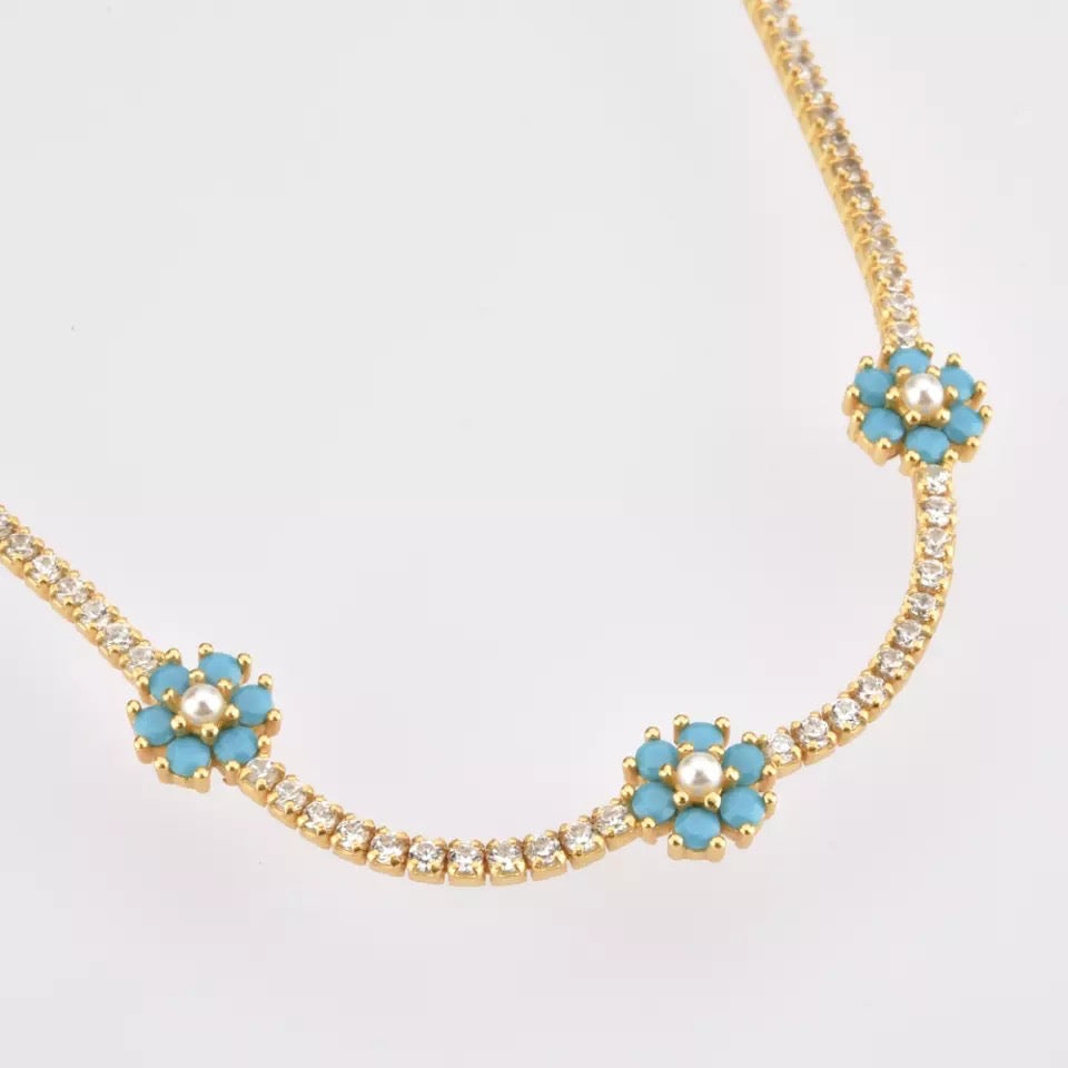 Collar Flores Turquesa Corto
