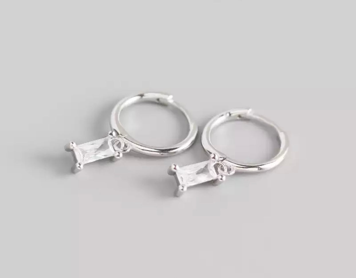Hoops Soffia Blanca